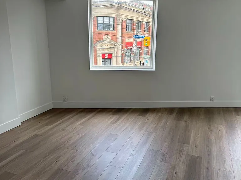 368 Broadview Ave #2 — Photo 2