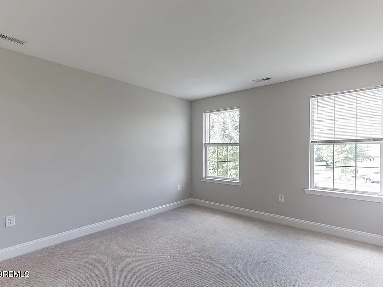 507 Lexington Mews — Photo 21