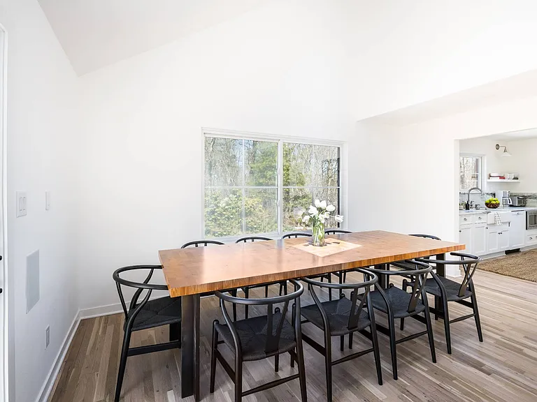 4 Red Fox Ln — Photo 3