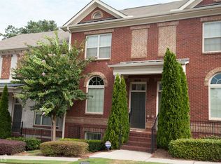 7390 Glisten Ave, Sandy Springs, GA 30328