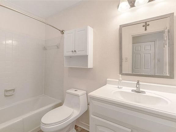 3rd image of 630 N Beau Chene Dr Unit 109