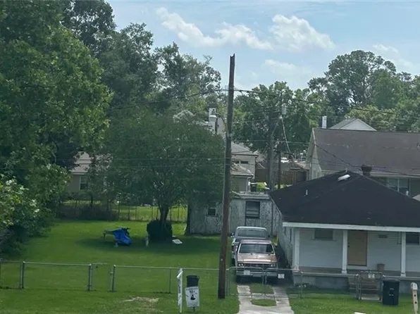 105 Normandy Ave, Harahan, LA 70123