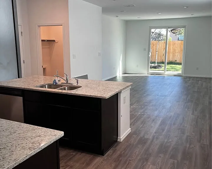 5506 Fossil Way — Photo 7