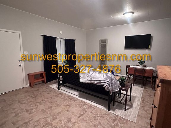 3rd image of 2704 1/2 N Mesa Dr