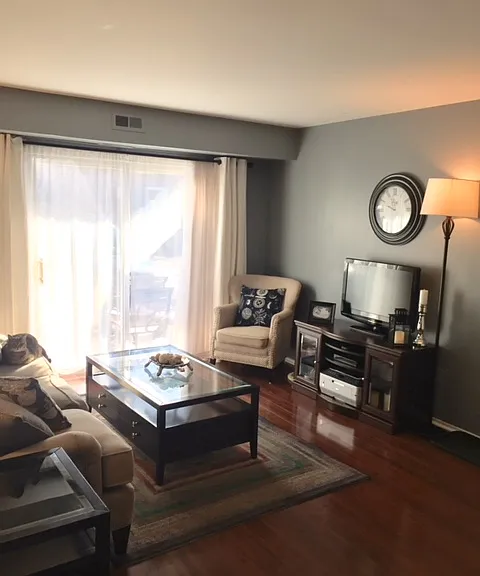 4314 Albert Ave — Photo 8