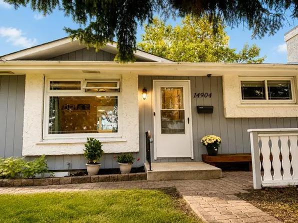14904 W 1st St SE, Calgary, AB T2X 1A1