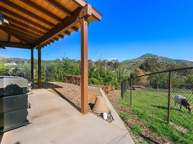 3605 1/2 Fortuna Ranch Rd — Photo 65
