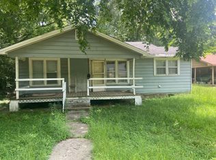 516 Smith St, West Pt, MS 39773