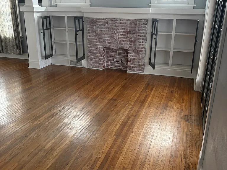 92 Saranac Ave — Photo 4