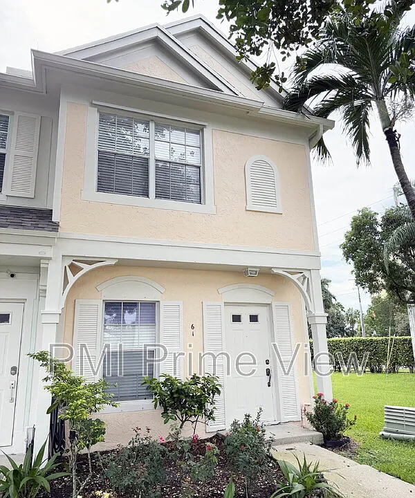 61 Whitehead Cir