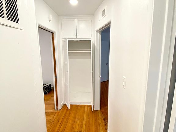 5th image of 1224 N Mansfield Ave #4