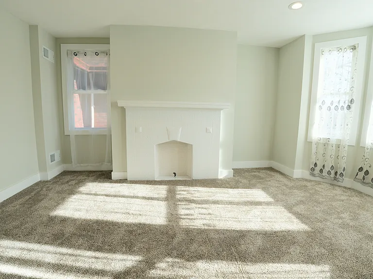224 Langley Ave — Photo 11