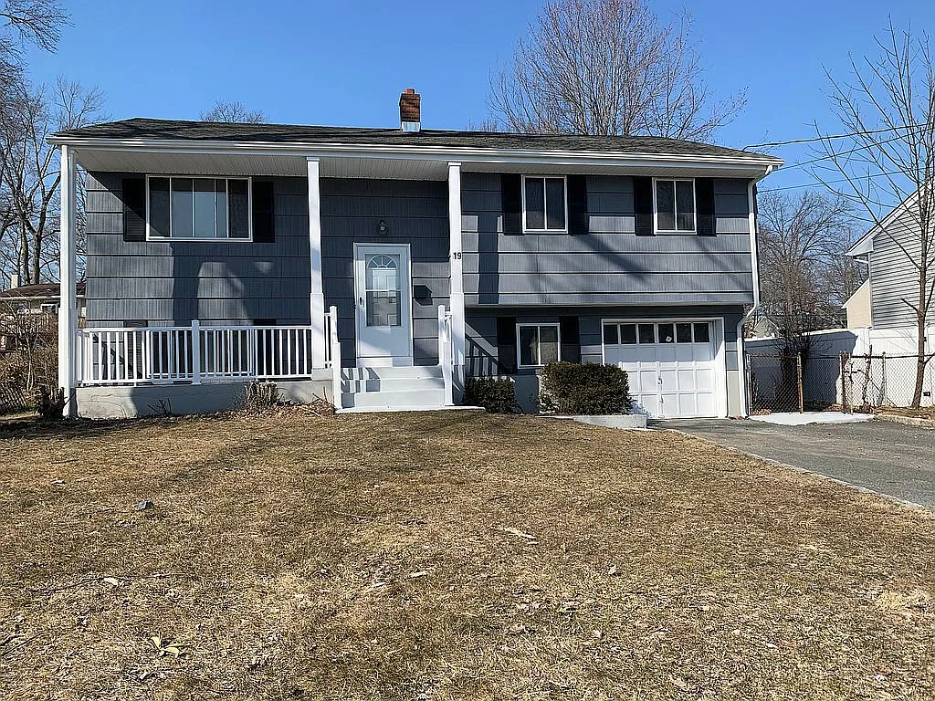 19 Tremley Ct photo 1