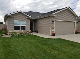 5209 41st St, Columbus, NE 68601