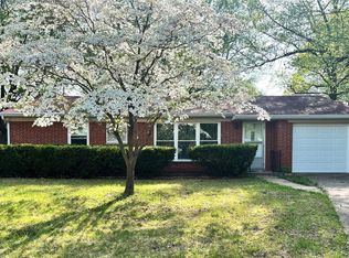 40 Gatewood Ct, Belleville, IL