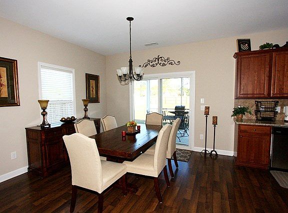 5th image of 102 Madalyn Ct