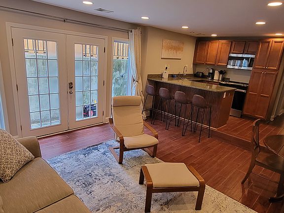 5th image of 312 Wesmond Dr