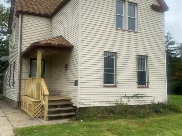 6615 Hoppensack Ave, Cleveland, OH 44127