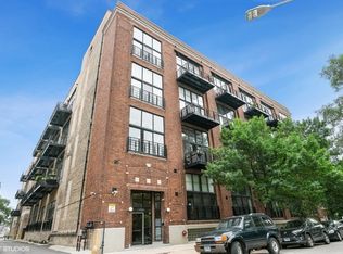 1935 N Fairfield Ave APT 306, Chicago, IL 60647