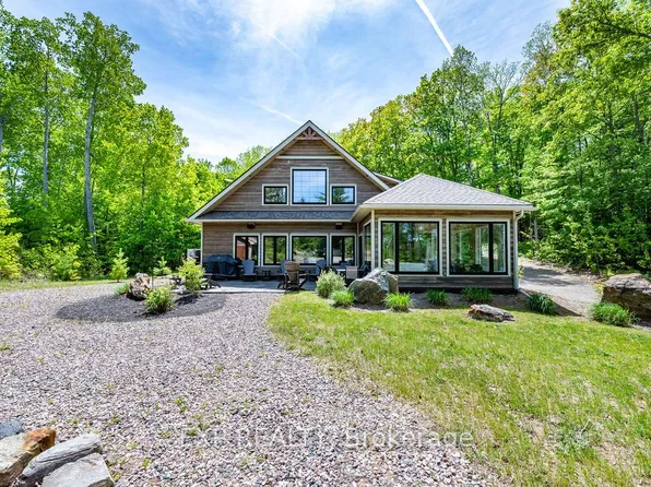 772 Ferguson Lake Rd, Greater Madawaska, ON K7V 3Z7