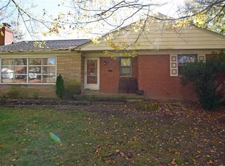 5748 Alberta Dr, Lyndhurst, OH