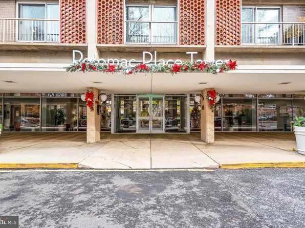800 4th St SW APT S501, Washington, DC 20024