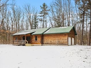 19468 Timberland Dr, Howard City, MI 49329