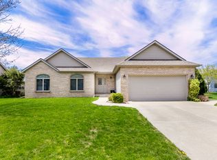 1619 Brougham St, Normal, IL 61761