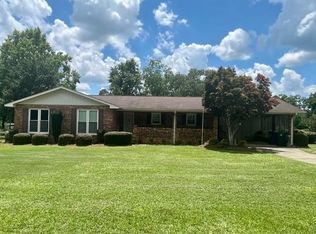 302 Irvindale Dr, Dublin, GA 31021