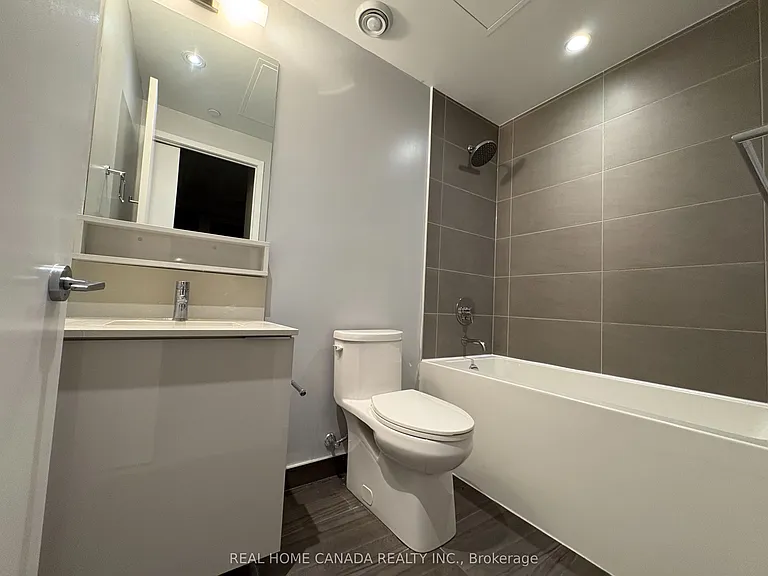 898 Portage Pkwy #3906 — Photo 7
