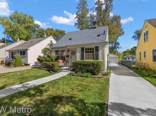 1510 Oakley Rd, Clawson, MI 48017