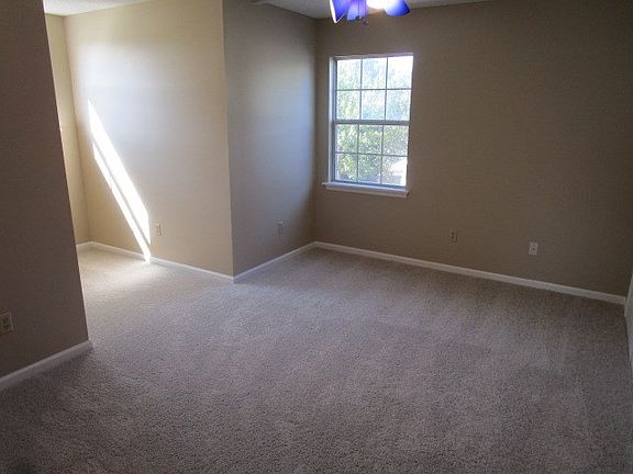 3rd image of 109 Danville Dr