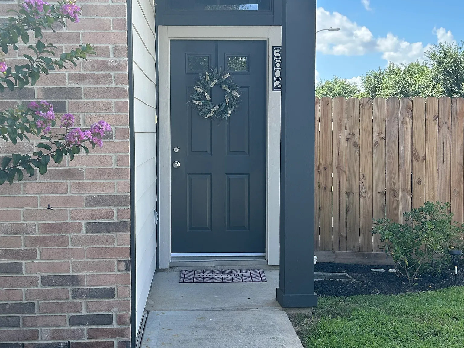 3602 Cedar Flats Ln — Photo 2