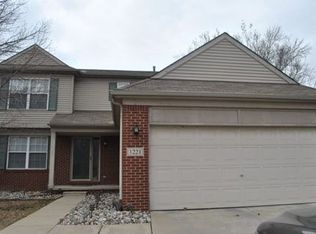 1221 Wildwood Ln #65, Canton, MI 48188