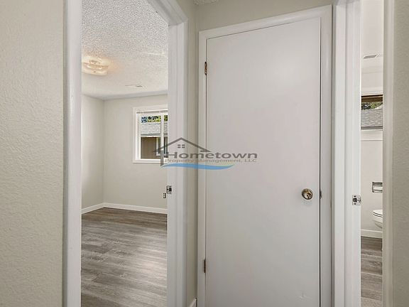 5th image of 342 W Davidson Ave #1