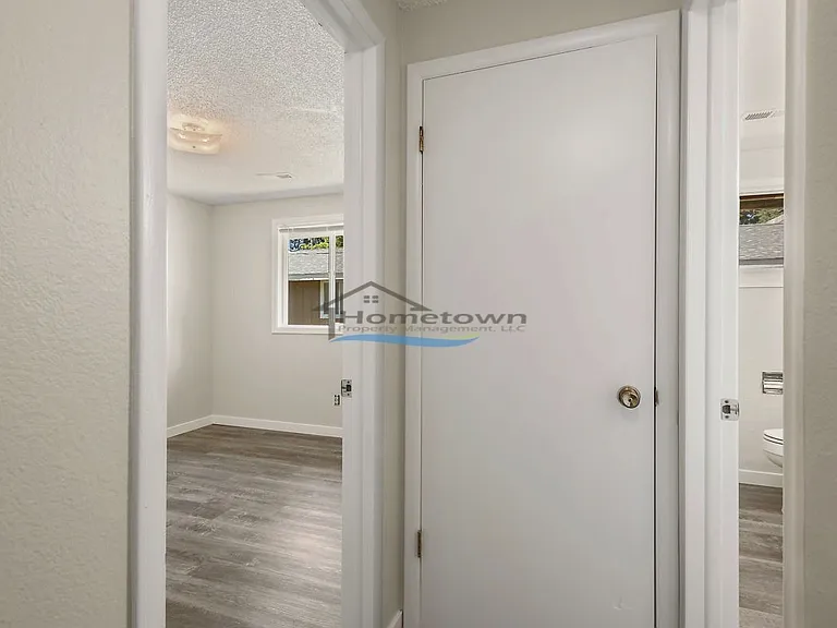 342 W Davidson Ave #1 — Photo 6