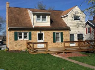 140 Mechanic St, Reinholds, PA