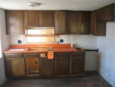 2nd image of 2055 S Fox St