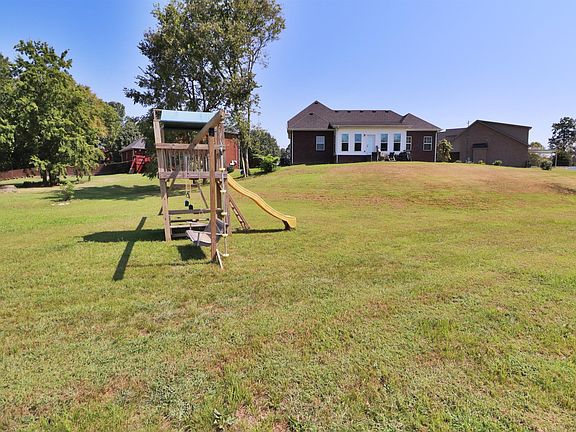 4th image of 1609 Harrow Ct