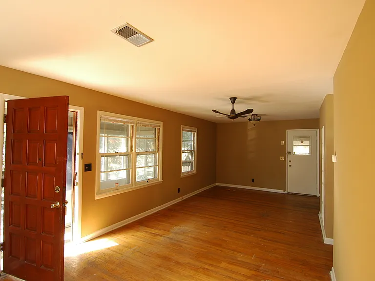 4110 Broyles Ave SW — Photo 3