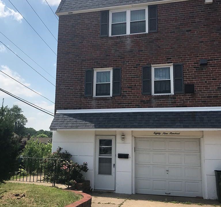 2nd image of 8900 Sylvia Ln