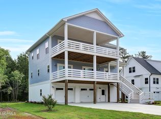 707 Serenity Way, Sneads Ferry, NC 28460