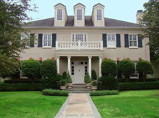 2 Osborn Hl, Terrell Hills, TX 78209