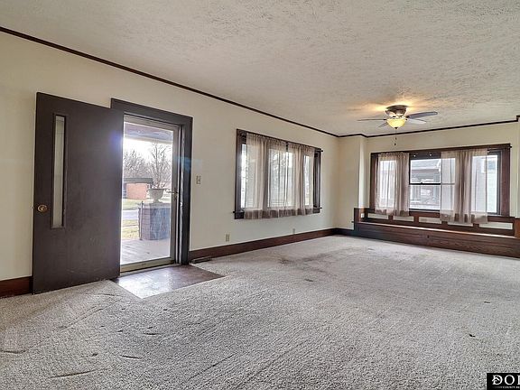 3rd image of 1521 N Broad St