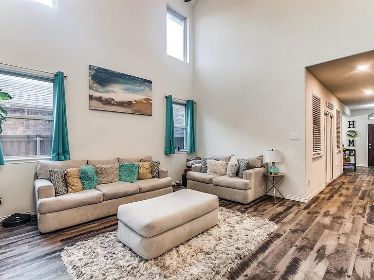 2416 Evening Stone Dr — Photo 8