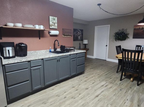 (undisclosed Address)