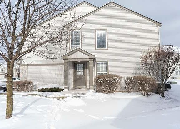 2nd image of 3132 Bromley Ln