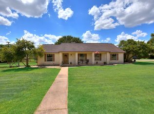 1402 Huntington Trl, Round Rock, TX 78664