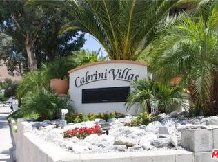 9400 Via Monique, Burbank, CA 91504