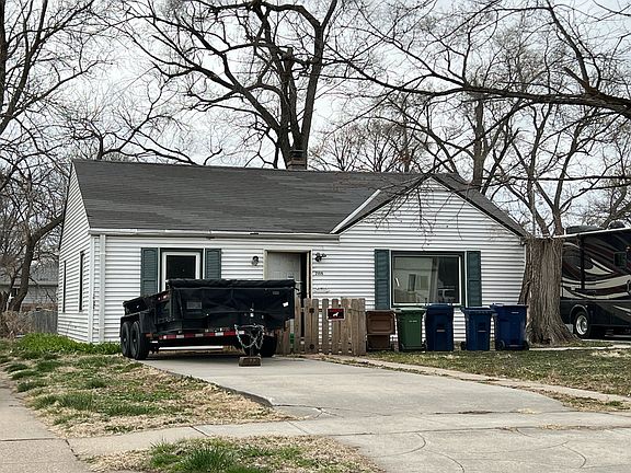3rd image of 2508 Jefferson St